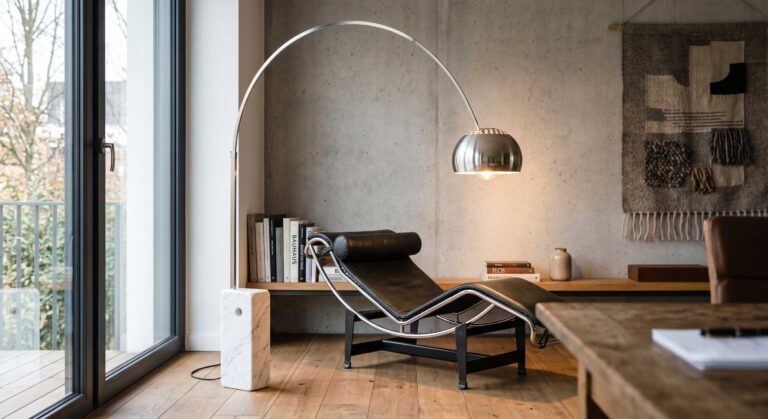 bauhaus-lampen-auraeus-luxus-lampen-Arco-von-Flos