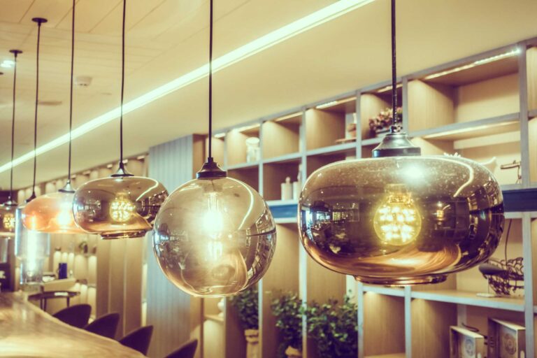 Lampen-Design-von-Bauhaus-auraeus-2